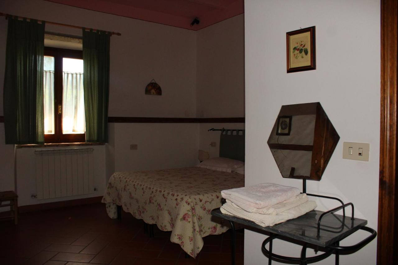 Il Casolare Bed & Breakfast Penna Bagian luar foto