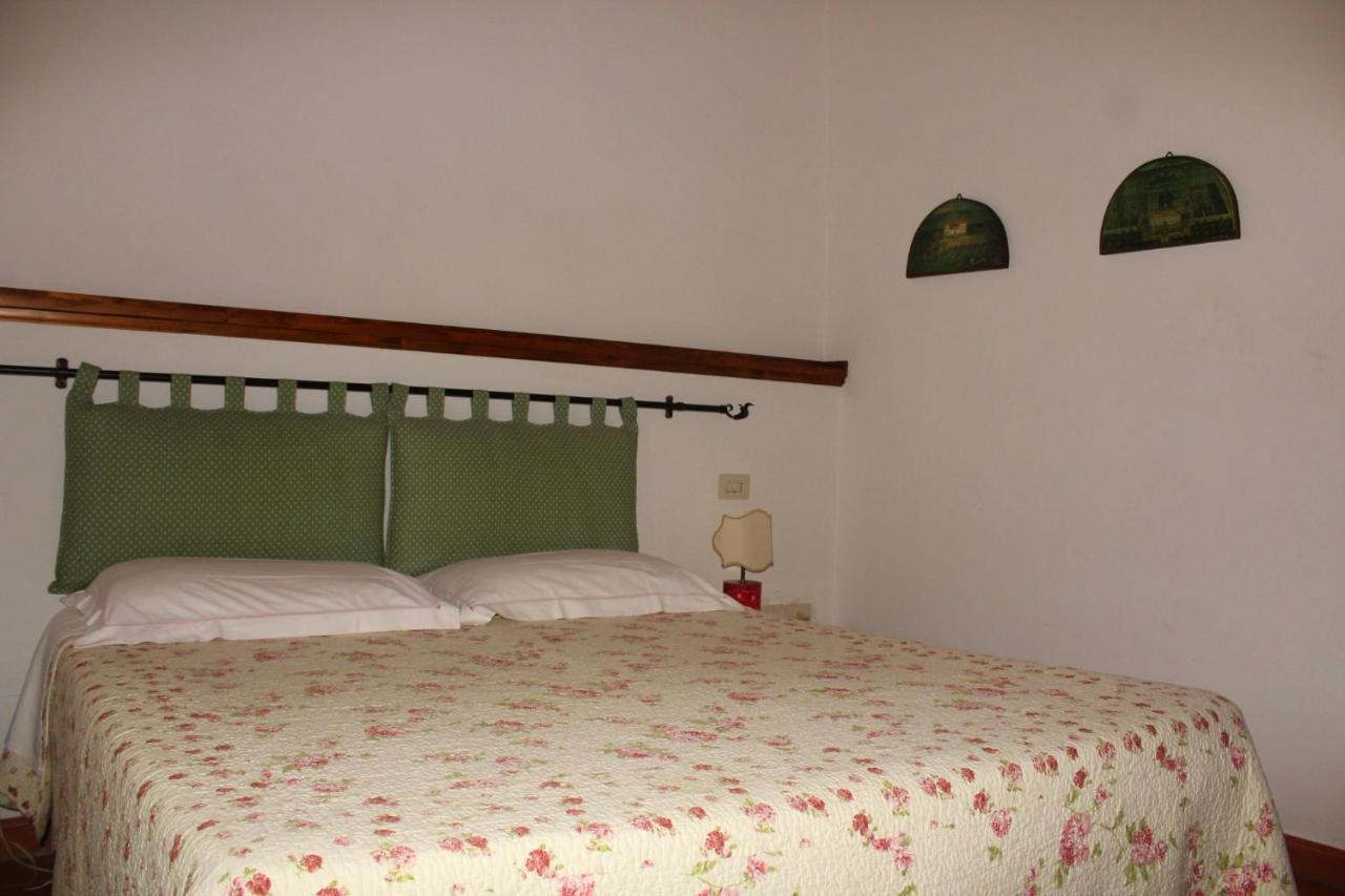 Il Casolare Bed & Breakfast Penna Bagian luar foto